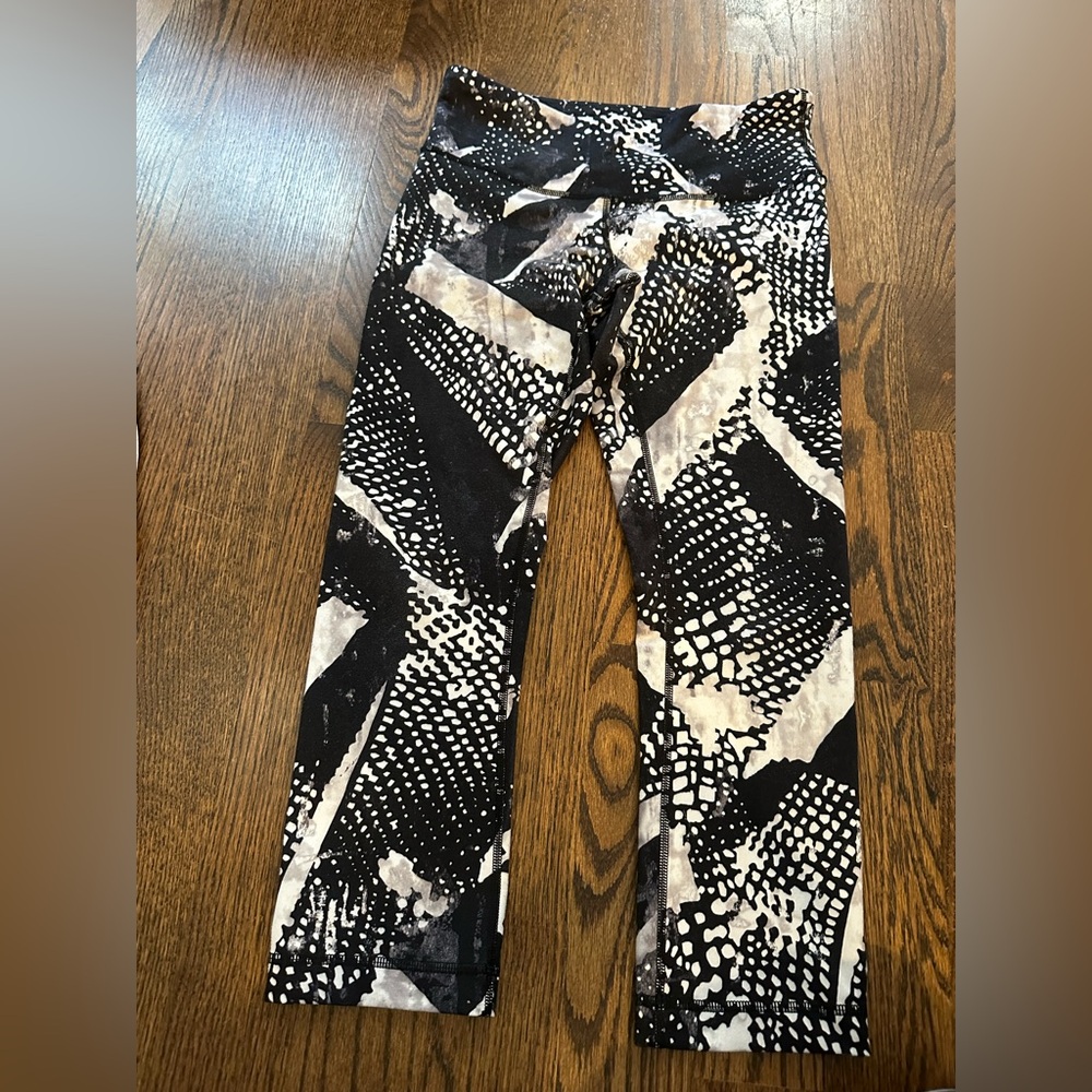 lululemon athletica Black and White Patterned Leggings